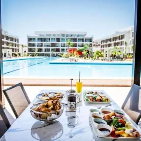 Courtyard Διαμέρισμα *